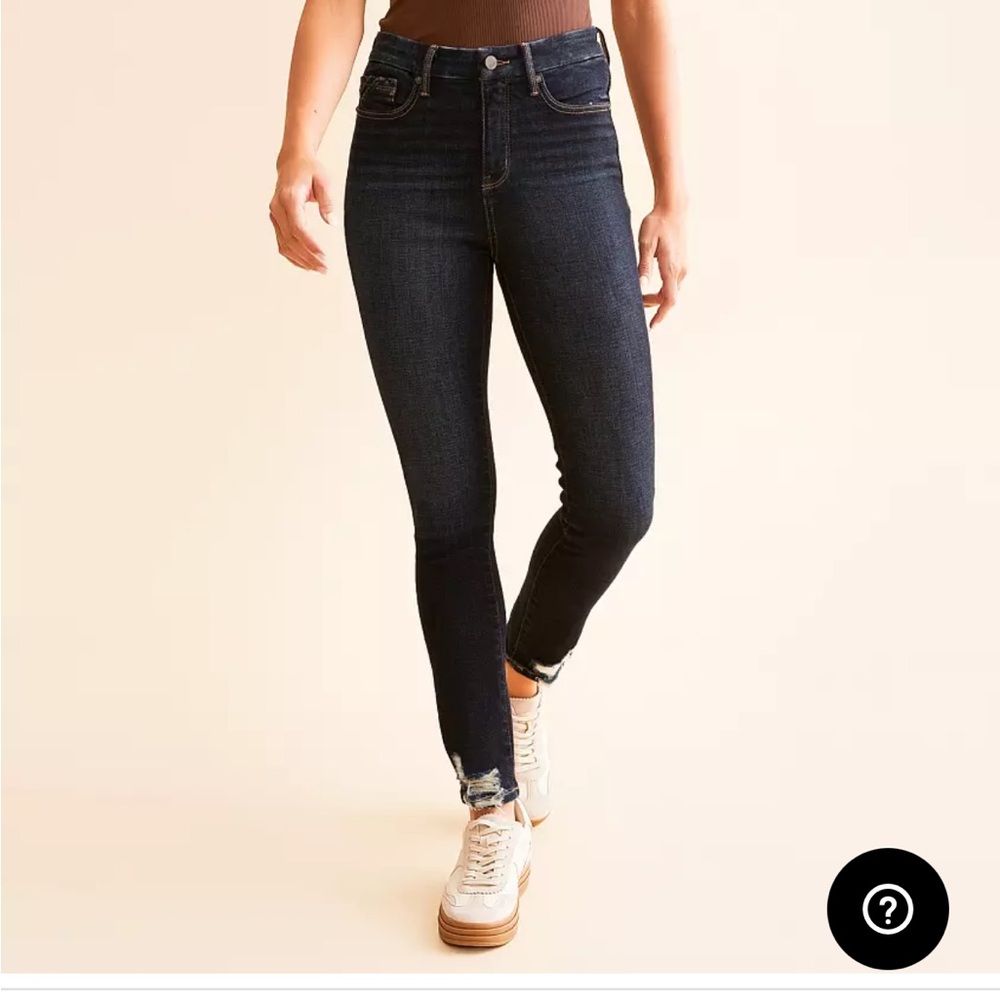 Women's Dark Blue Jeans